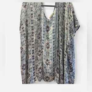 Chic Women's Floral Tunic Top
